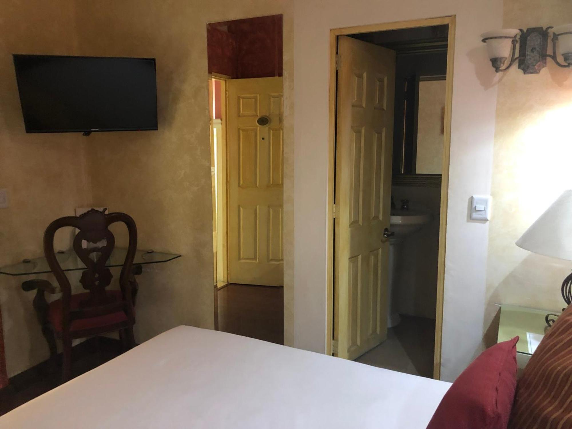 Hotel Elena Пуебла Екстер'єр фото