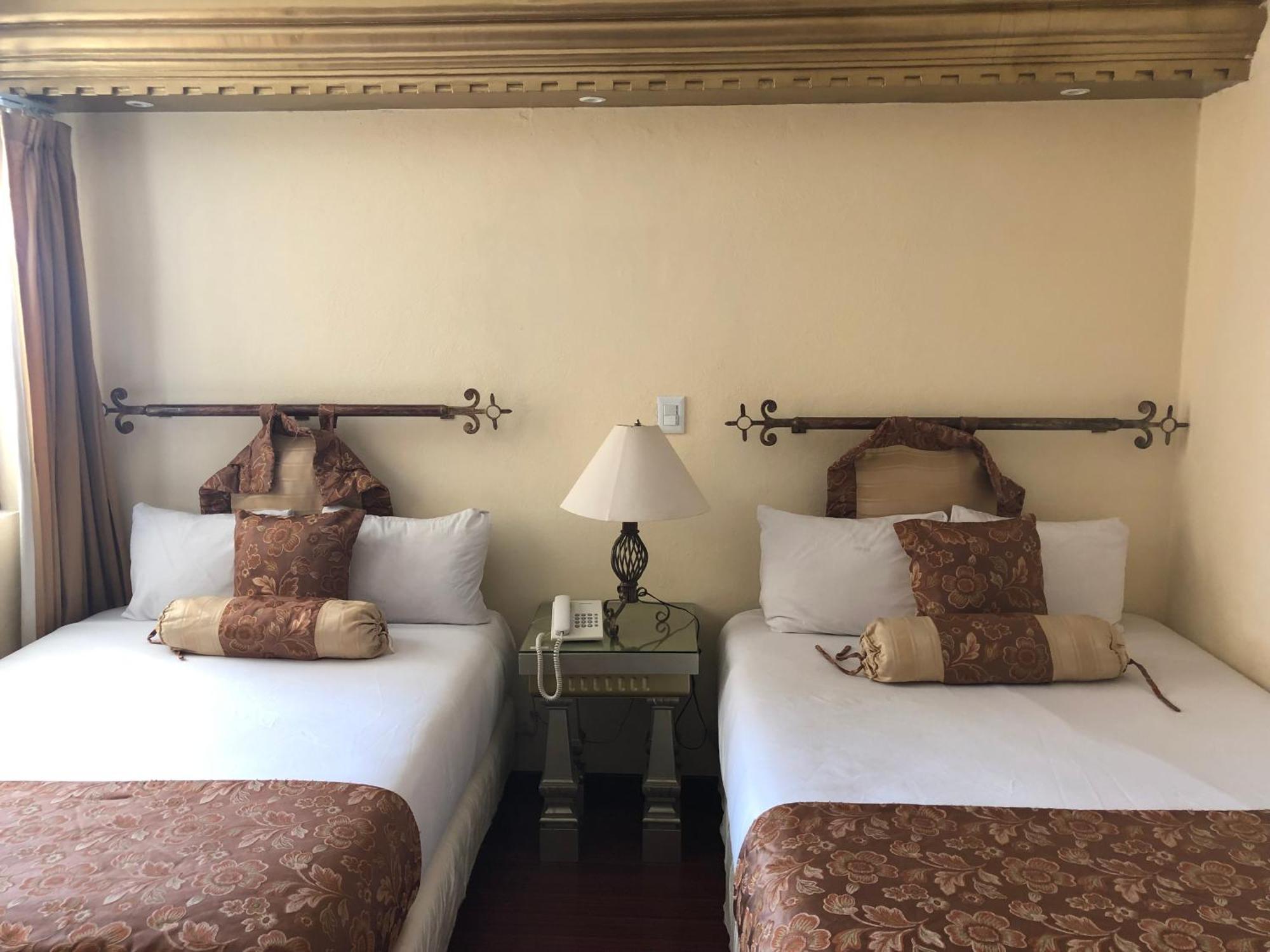 Hotel Elena Пуебла Екстер'єр фото