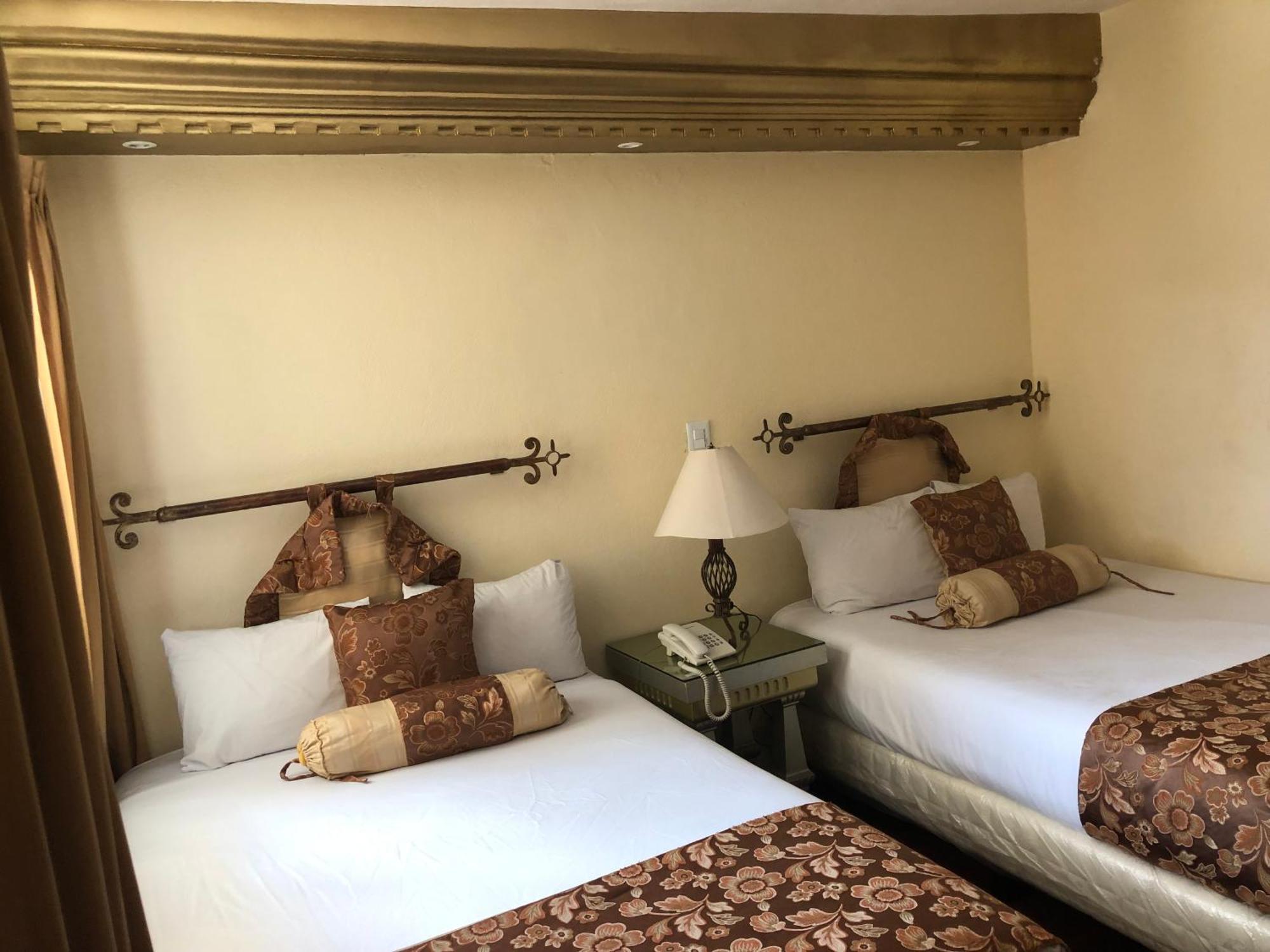 Hotel Elena Пуебла Екстер'єр фото
