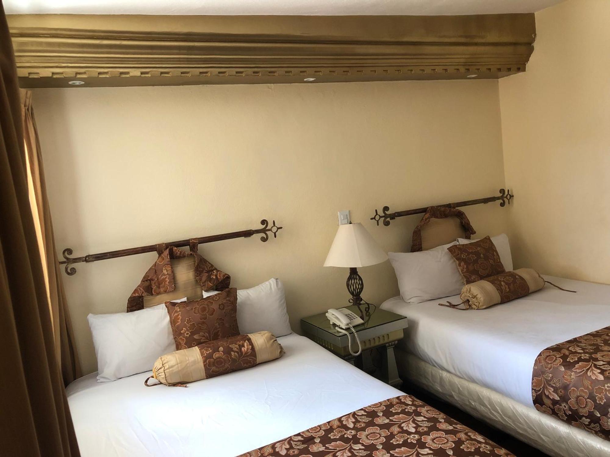 Hotel Elena Пуебла Екстер'єр фото